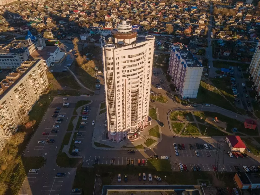 Жилой комплекс повышенной этажности со встроенными помещениями по ул. Правды в г. Витебске (Два 22-х этажных жилых дома)